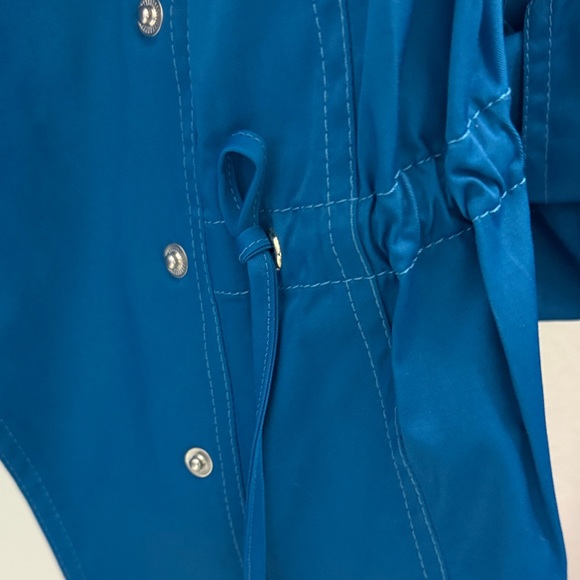 White House Black Market Vibrant Blue Trench Coat - Picture 3 of 6
